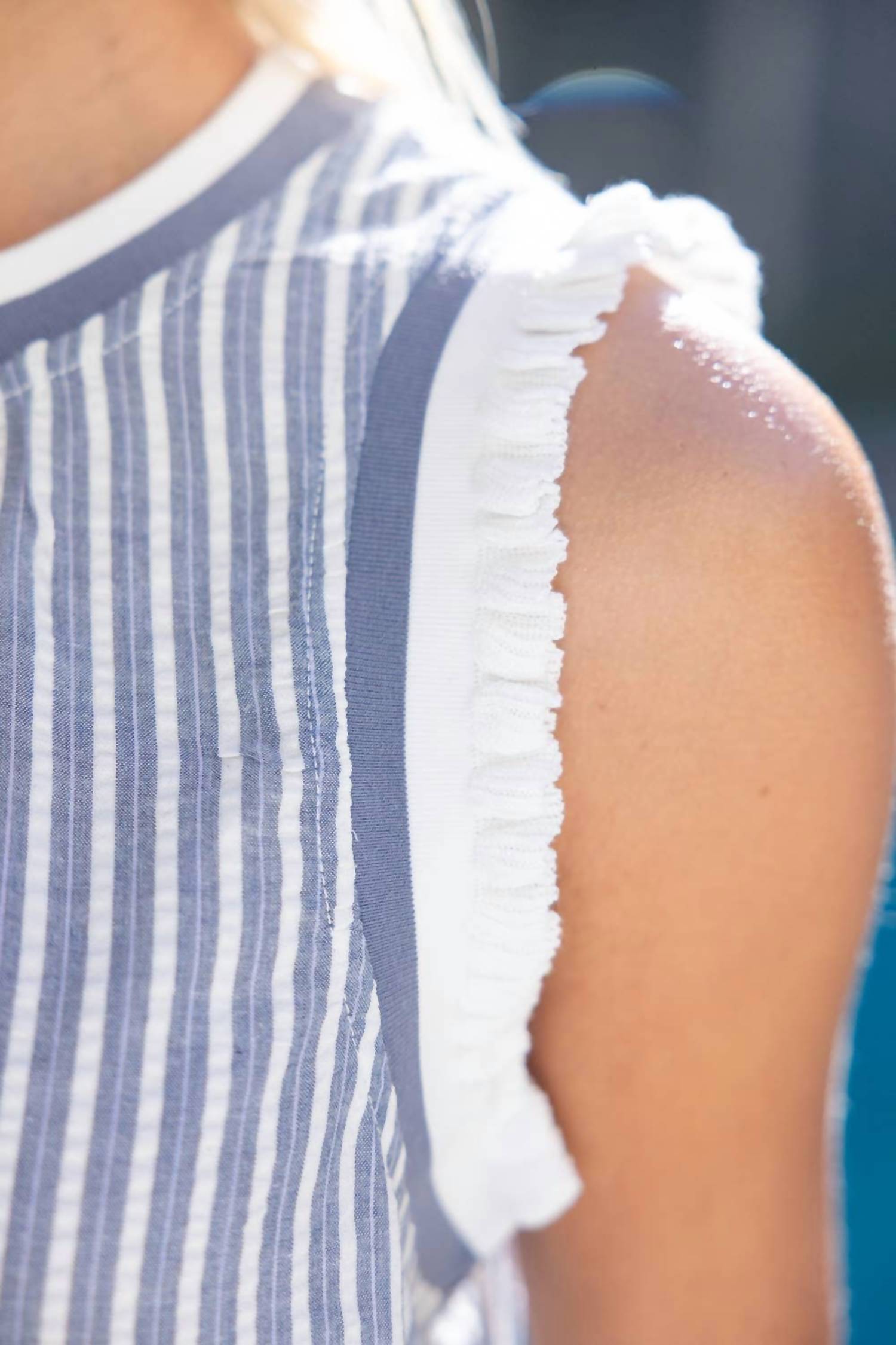Voy - Sleeveless Stripe Mini Dress