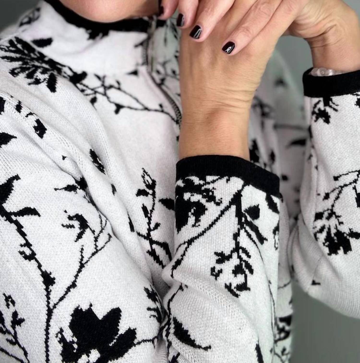 Ethyl - Ski House Sweater