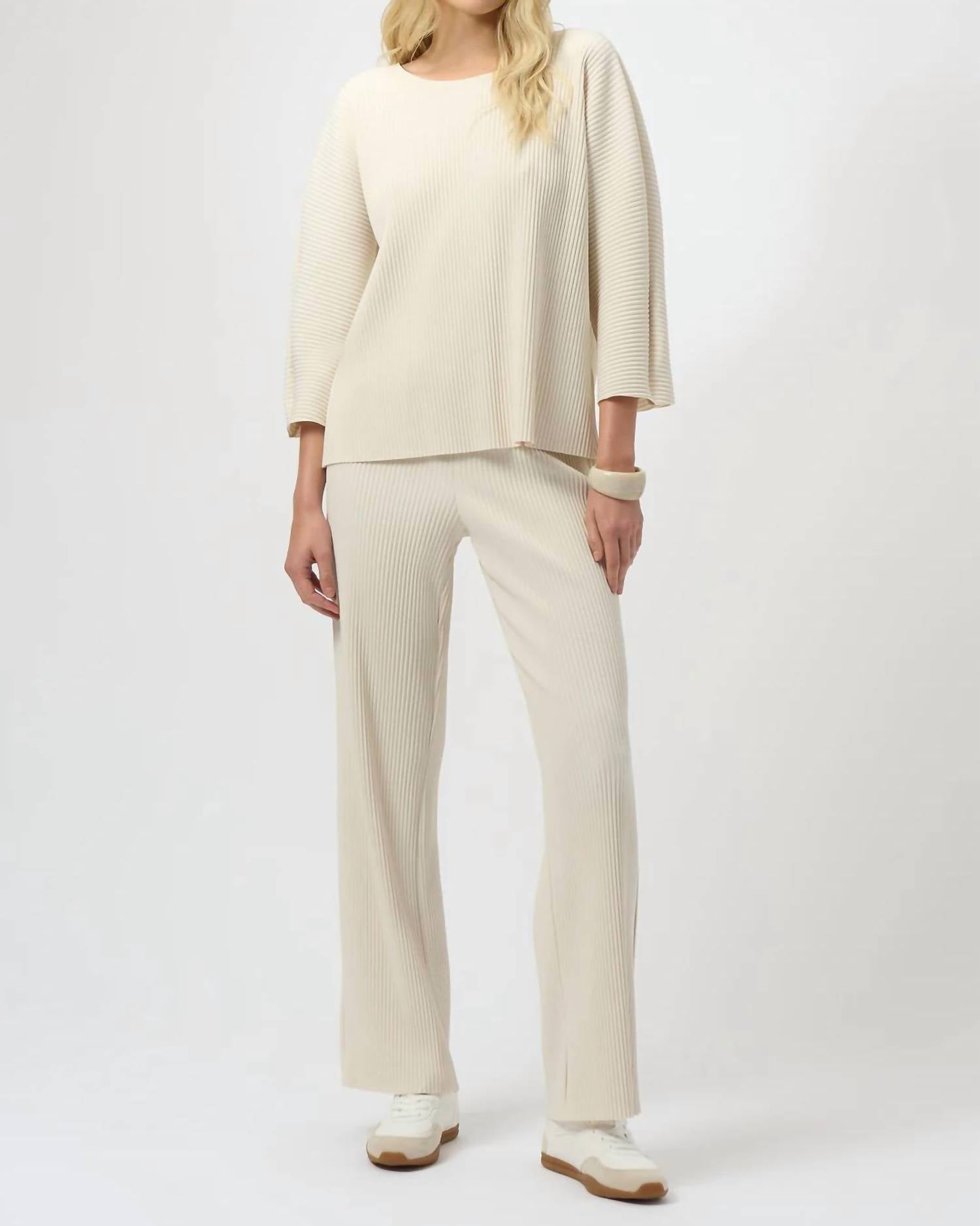 Joseph Ribkoff - Pleated 3/4 Sleeves Boxy Top