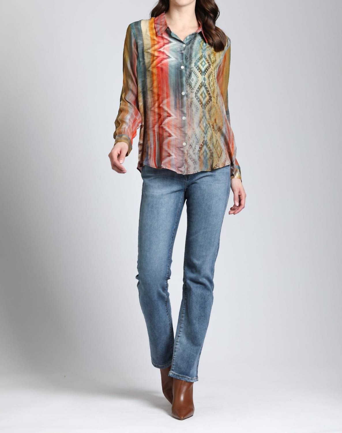 Apny - Waves & Rhombus Print Button Up Blouse