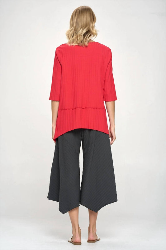 Focus Fashion - Ribbed Cotton Tunic with Button