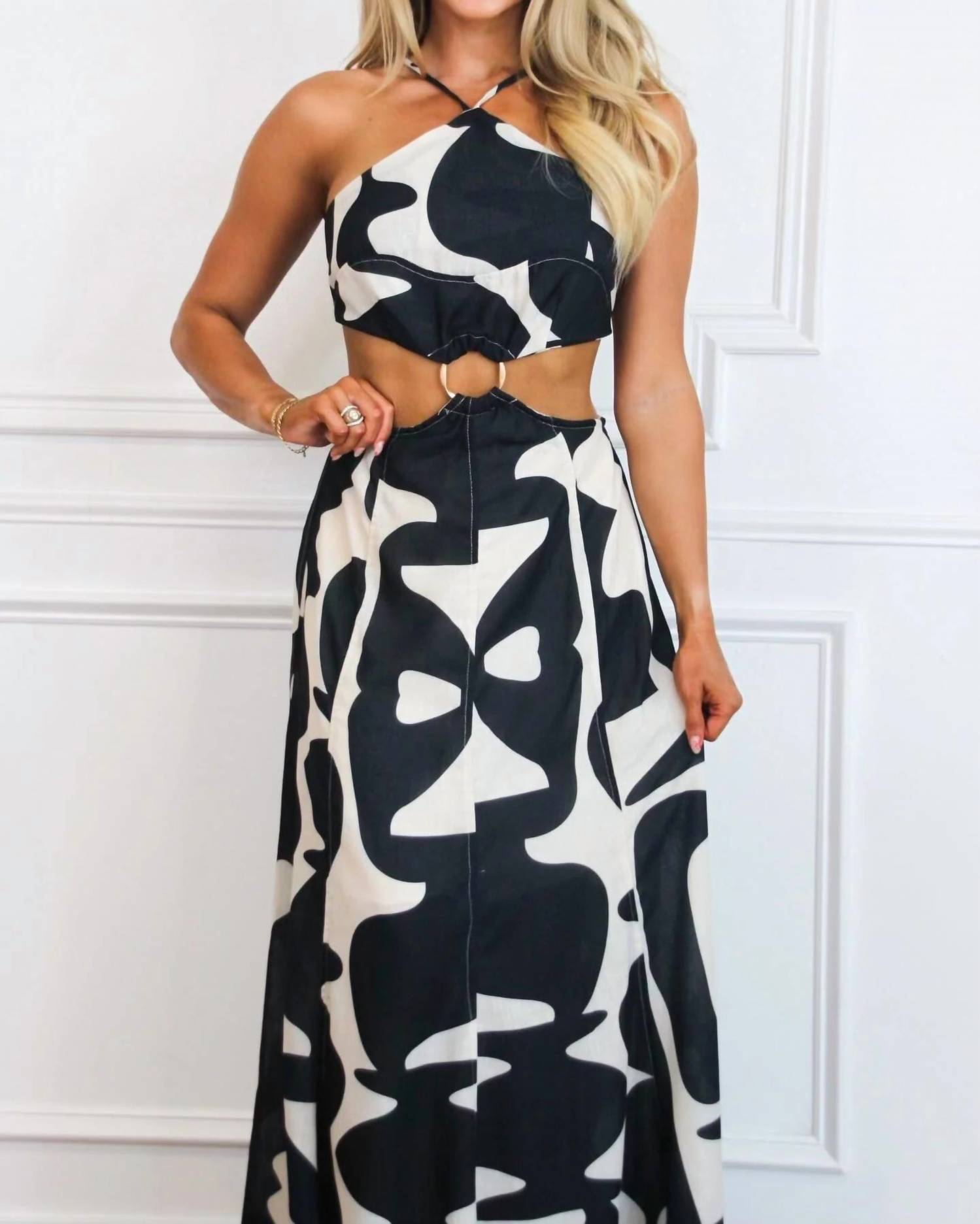 Luxxel - Got It Good Cutout Abstract Maxi Dress