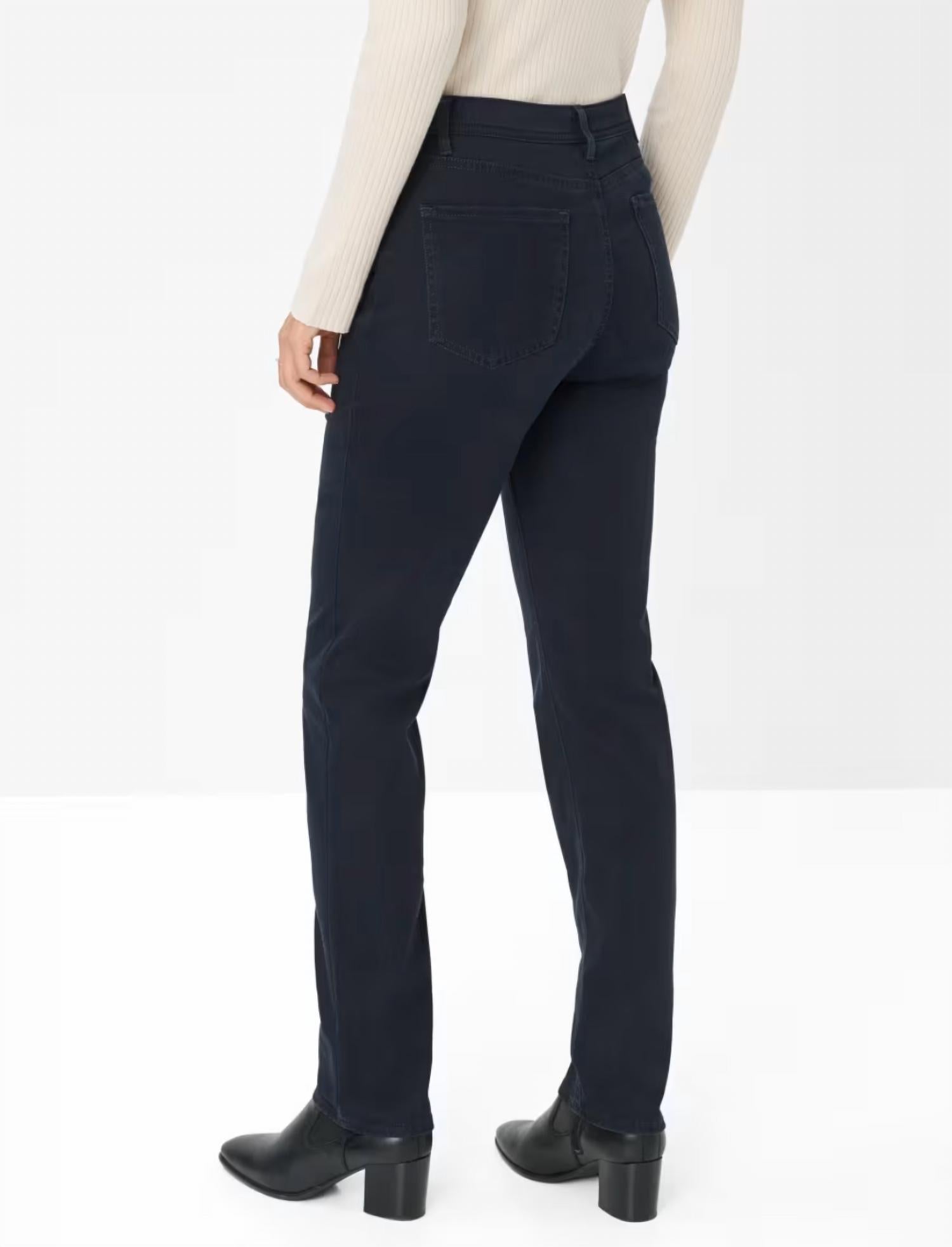 Brax Mary Five Pocket Pants in navy - women's pants - detail view