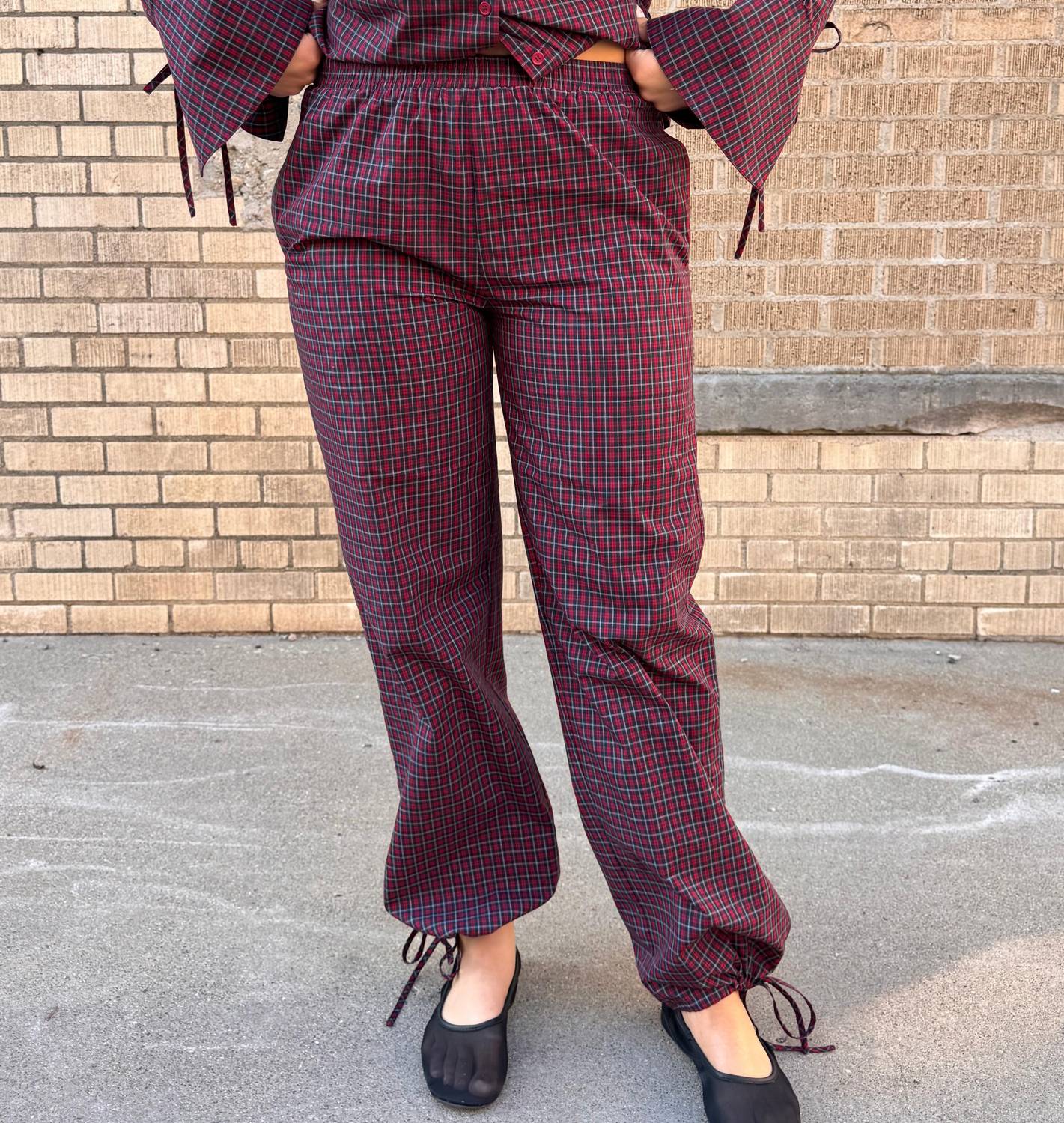 Things Between Sylvette Checkered Pants in burgundy - women's pants