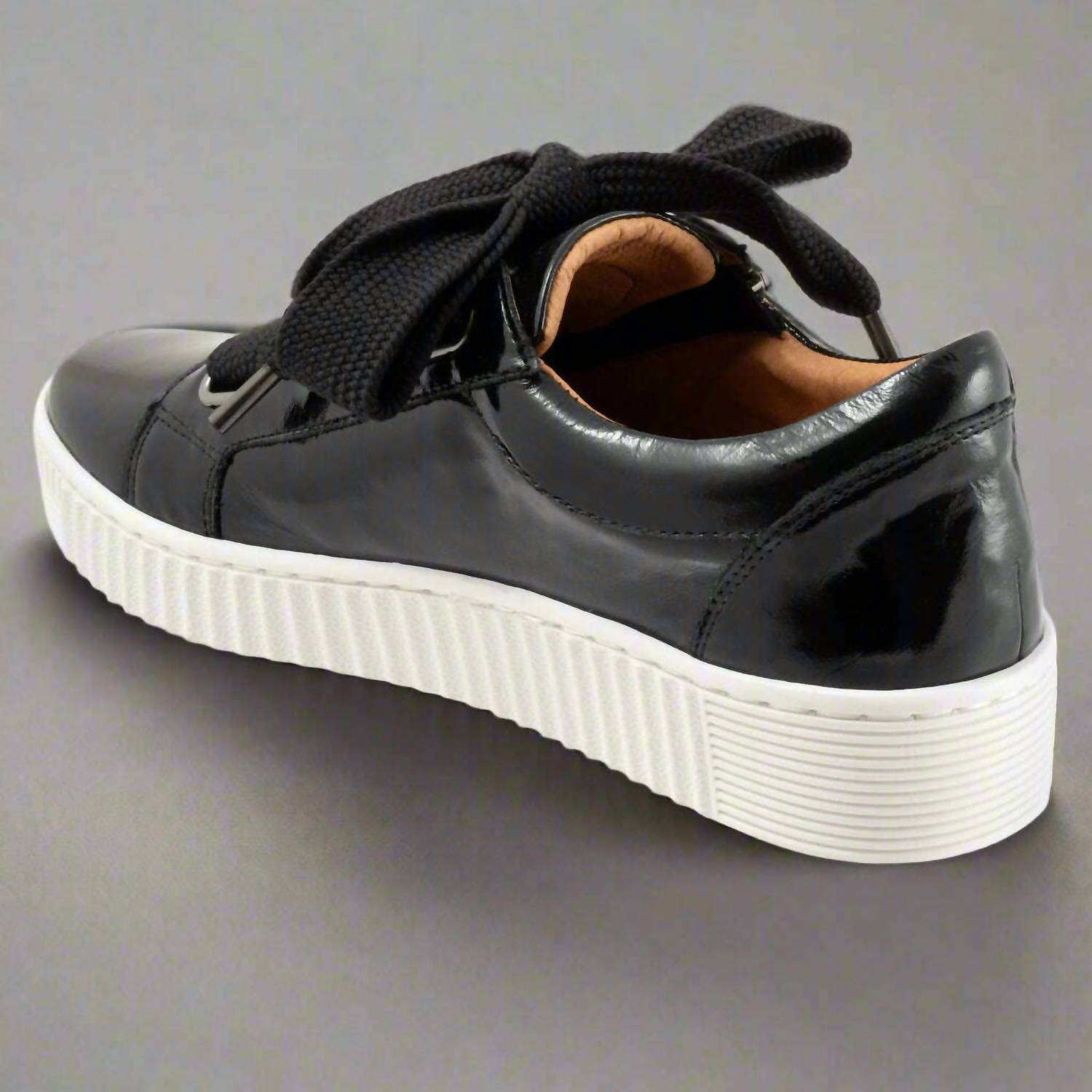 Eos Melbourne - Women's Jovi Sneakers