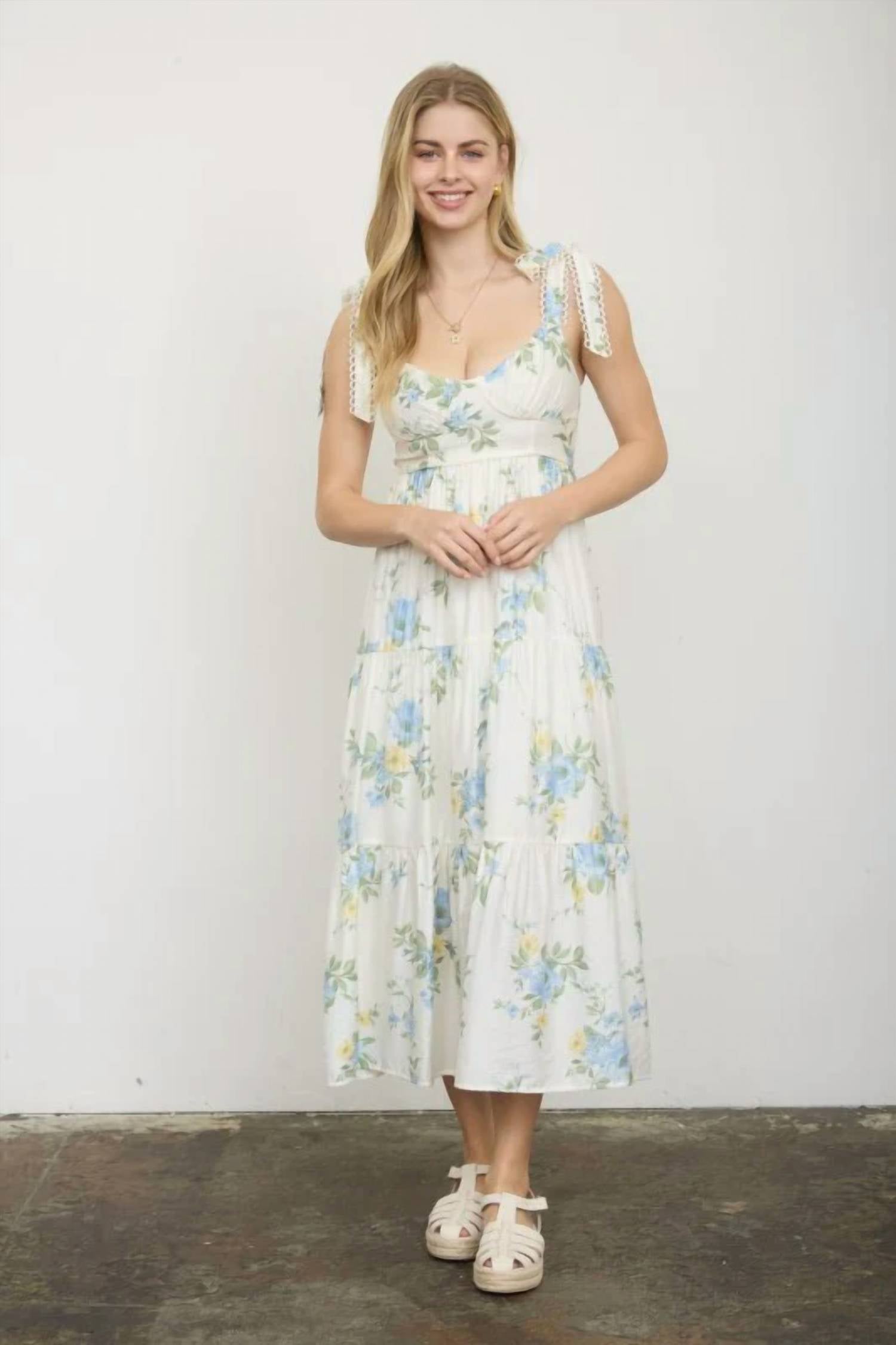 Blu Pepper - Tulah Floral Tie Strap Tiered Midi Dress