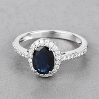 Diana M Jewels Women's Oval Natural Sapphire Fashion Ring (1.82 Ct) - Classic in 14k white gold - women's jewelry - detail view