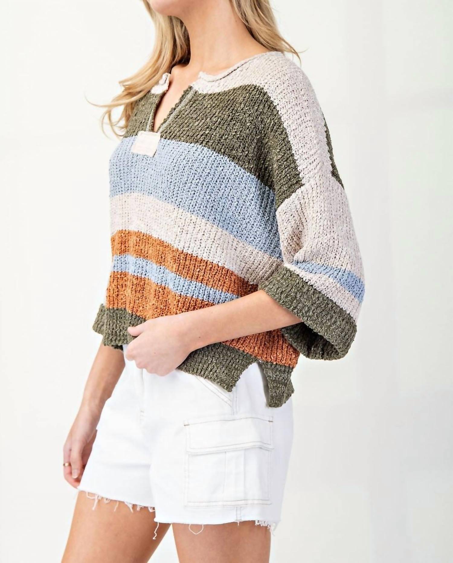 Ee:Some - Striped Notch Collar Top