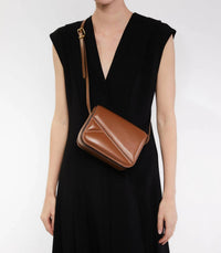 WANDLER Women's Oscar Medium Trunk Bag in saddle leather - women's bag - detail view