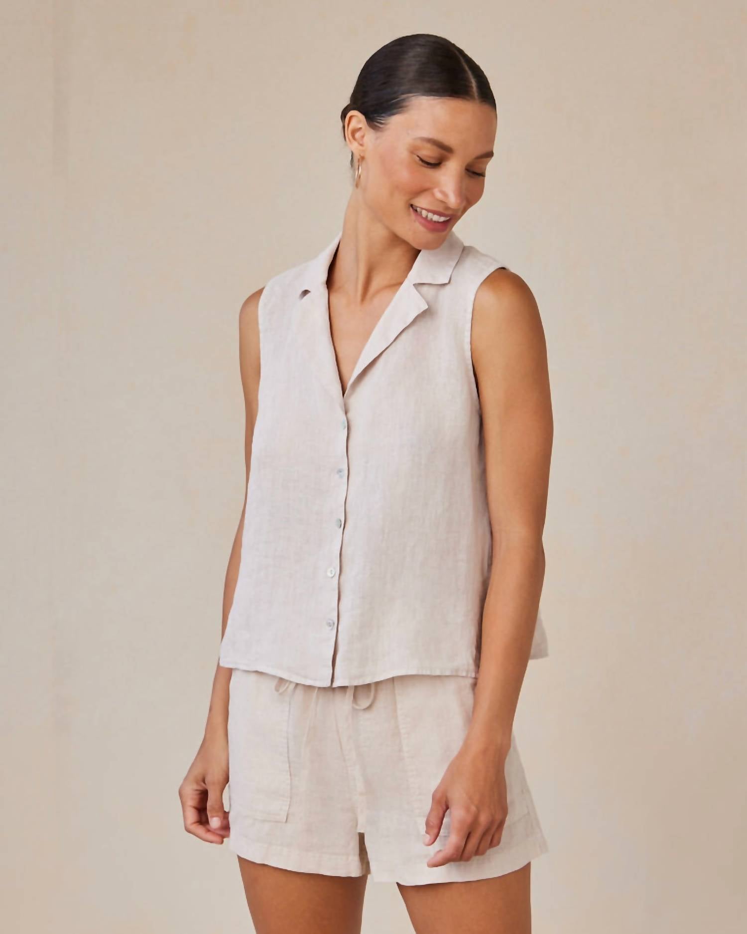 Bella Dahl - Sleeveless Notch Collar Button Down Shirt