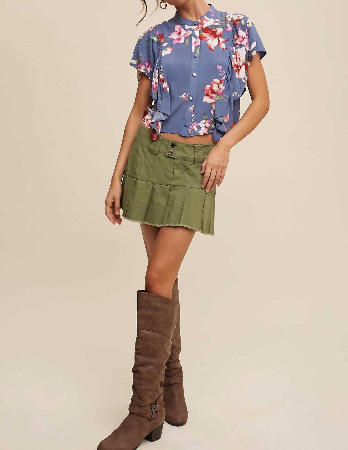 Listicle - Floral Flutter Sleeve Blouse