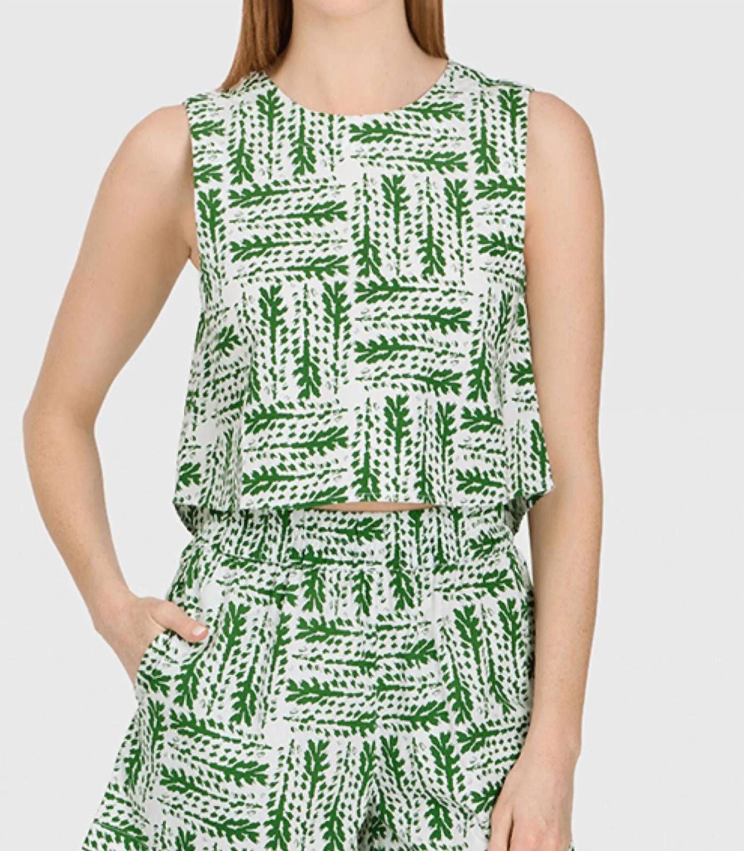 Livro - Crew Sleeveless Crop Top