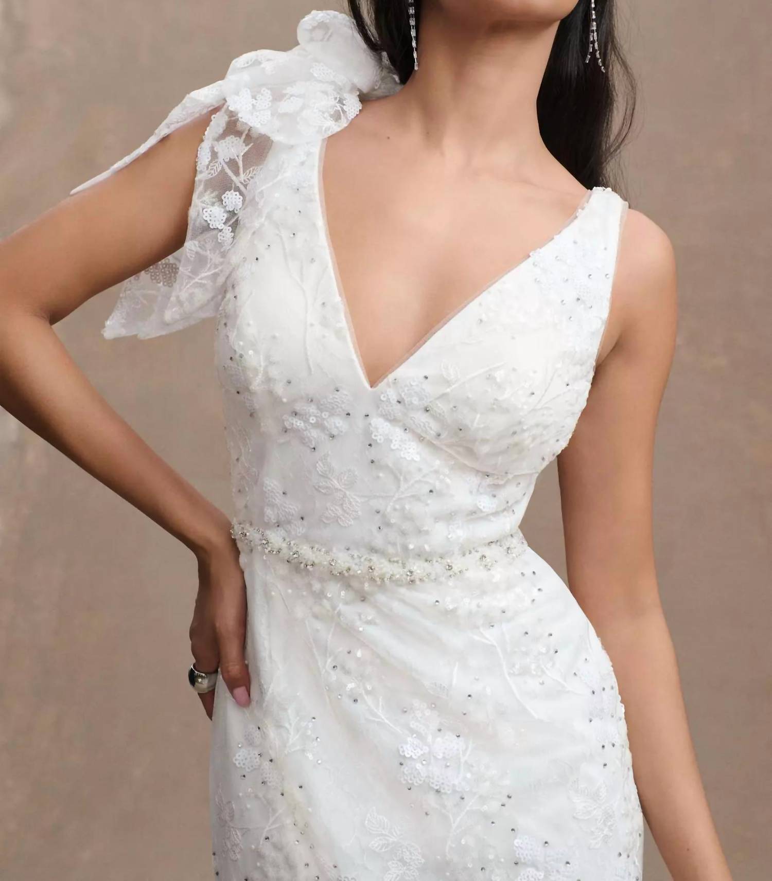 Mac Duggal - Beaded Sequin Floral Tea Length Formal Gown