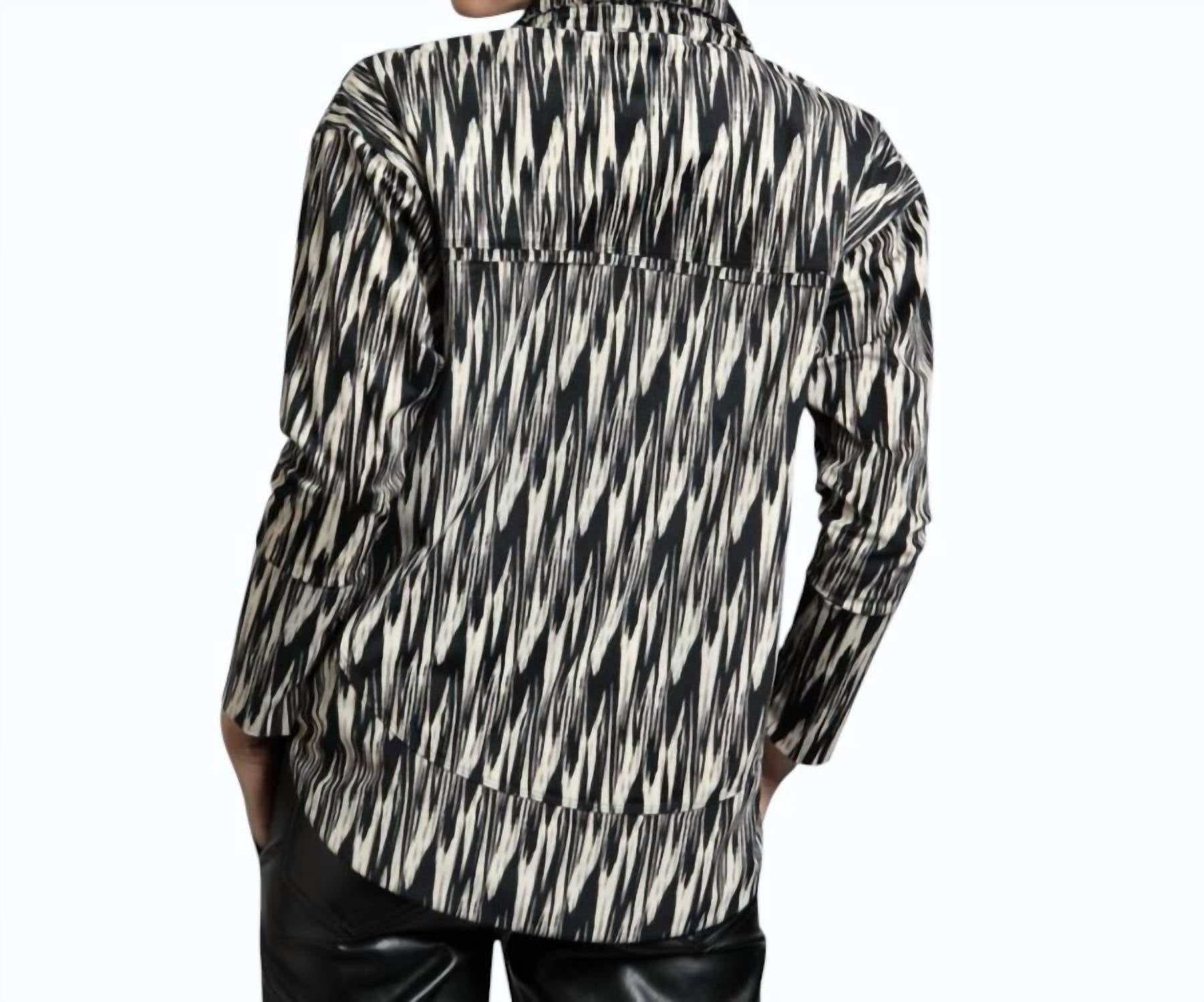 Apny - Henley With Grommets Top