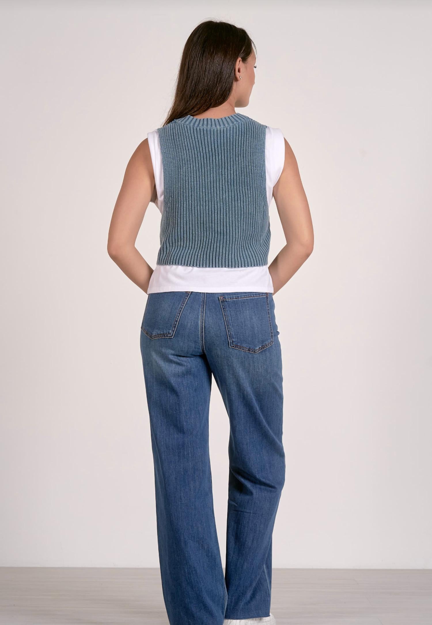 Elan - Tabitha Layered Sleeveless Sweater