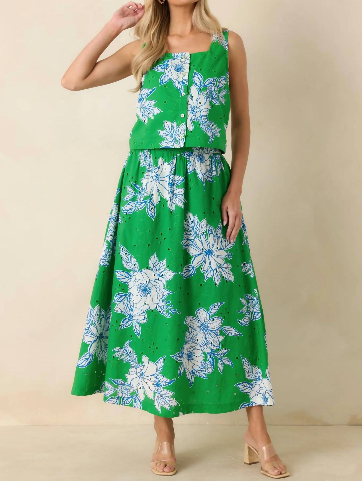 Entro - Eyelet Skirt Set