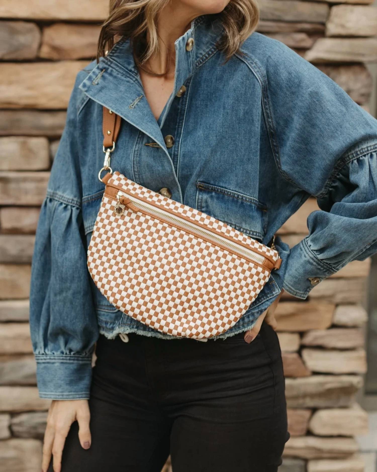 Lumi + Sol - Women's Woven Crossbody Bag