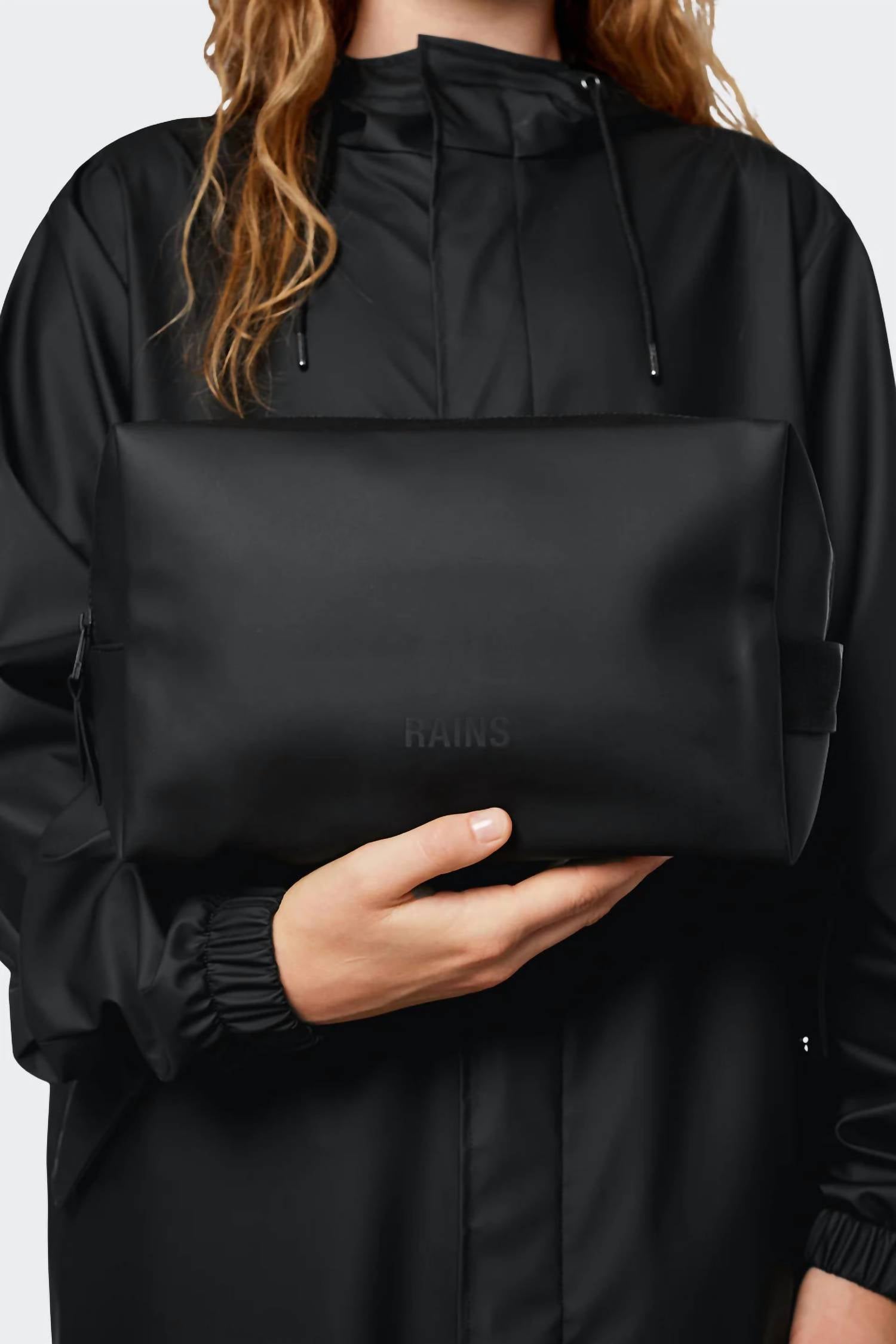 Rains Women's Wash Bag in black - women's bag - detail view