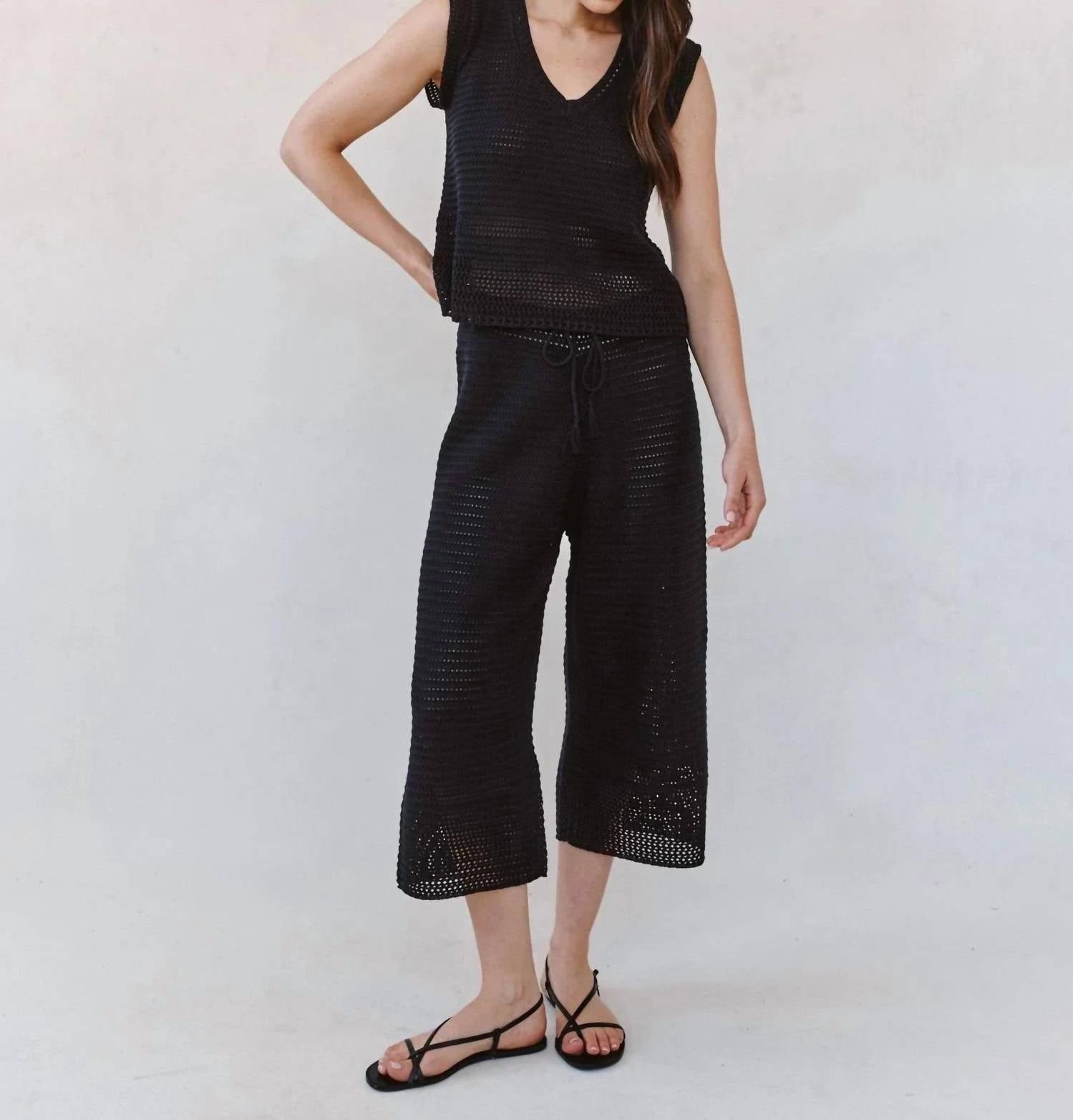 Bella Dahl - Short Sleeve V Neck Crochet Top