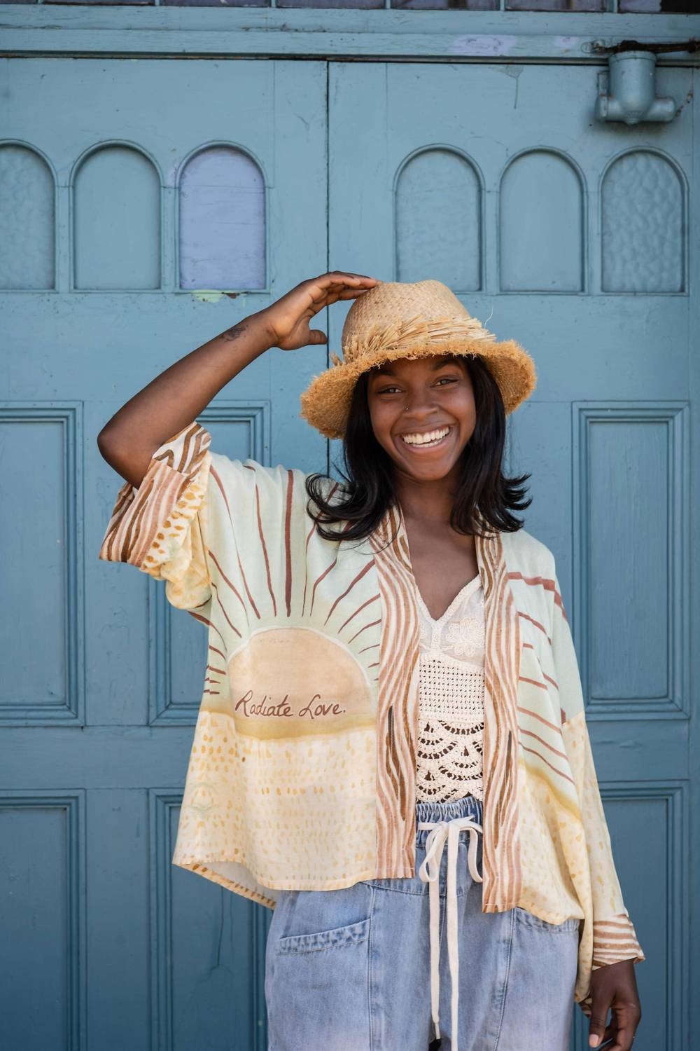 Market Of Stars - Radiate Love Pixie Duster Cropped Kimono With Sunrise