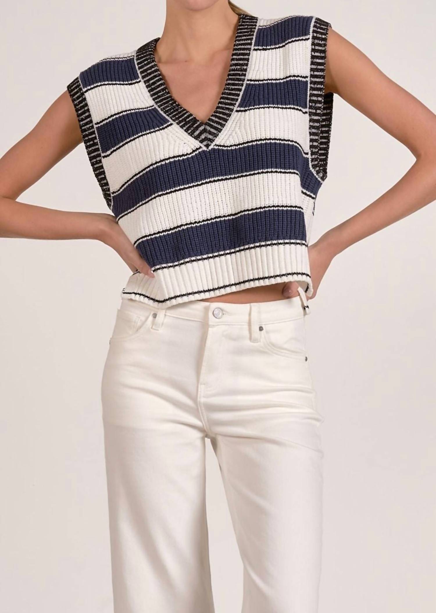 Elan - Women's Sleeveless Sweater Vest