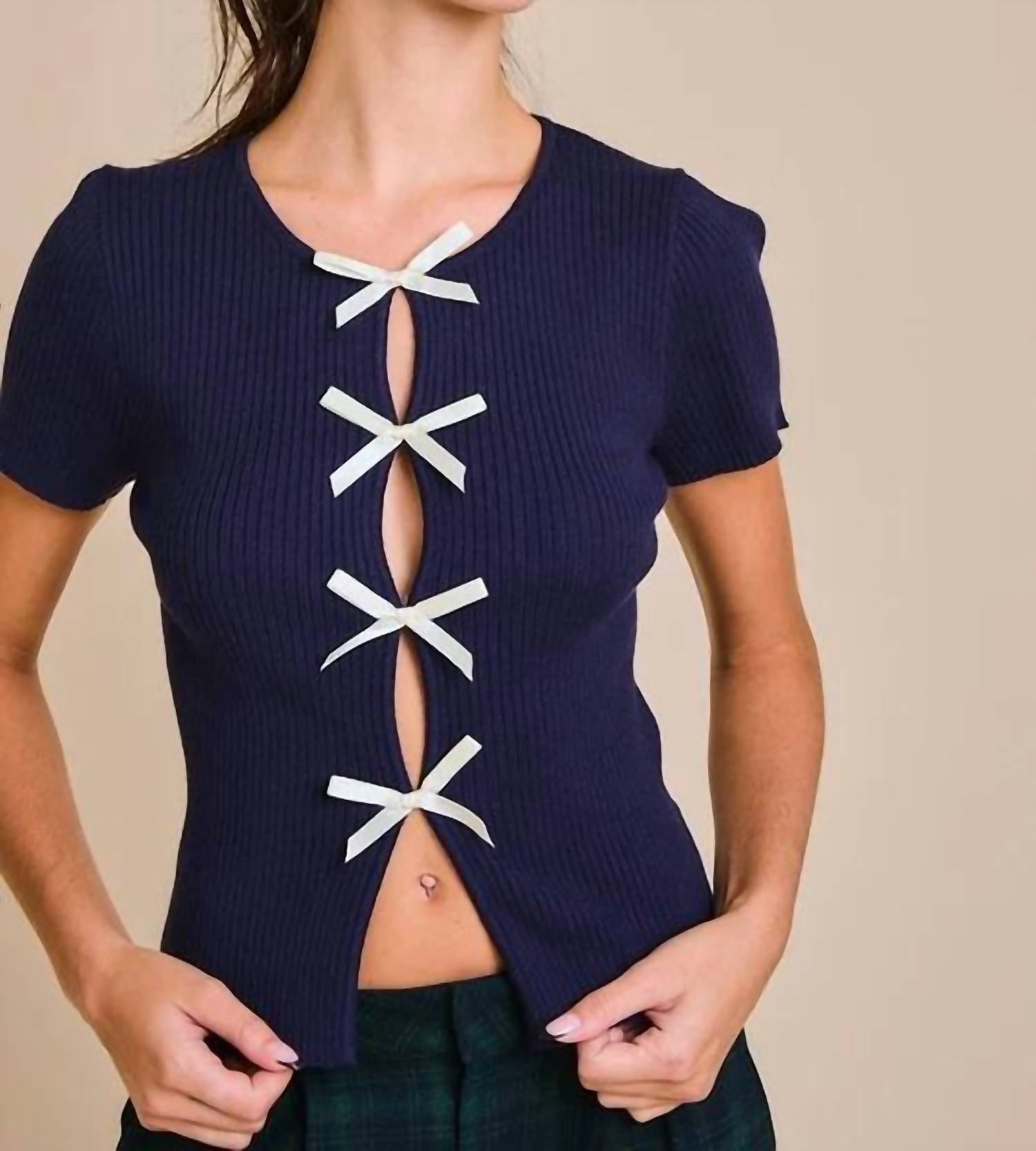 Le Lis - Lacie Bow Tee