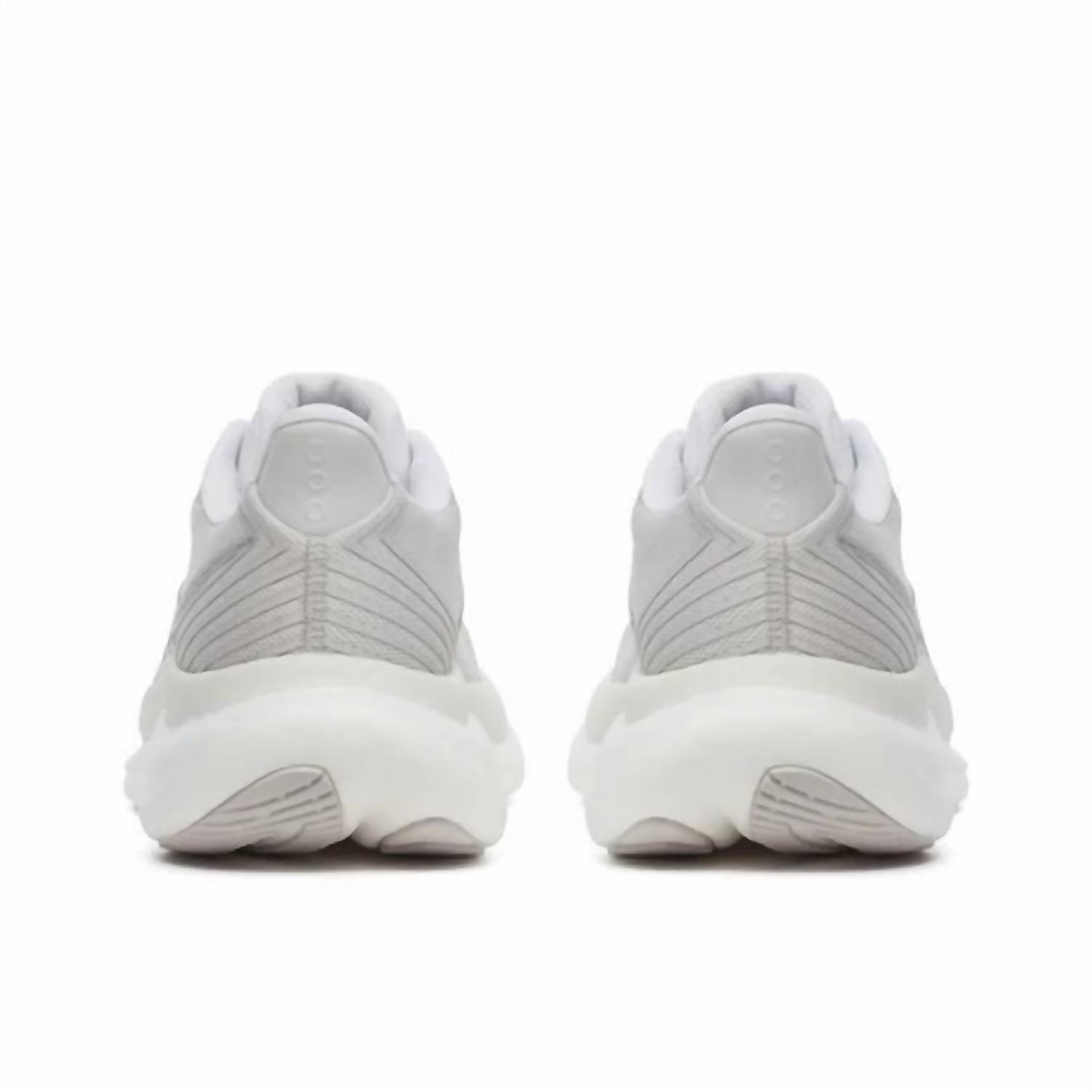 Saucony - Women's Triumph 23 Shoe