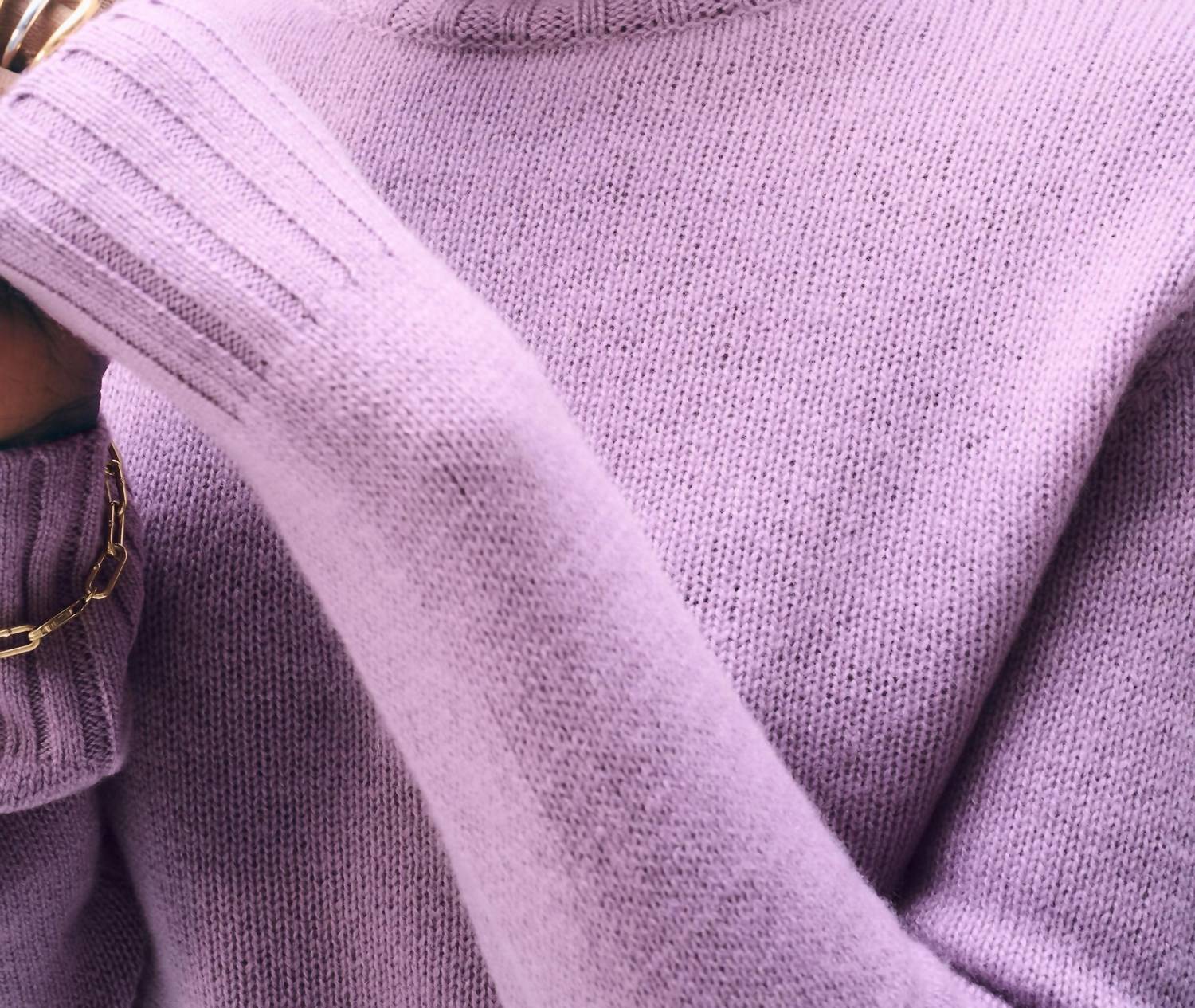 White + Warren - Cashmere Featherweight Turtleneck Top