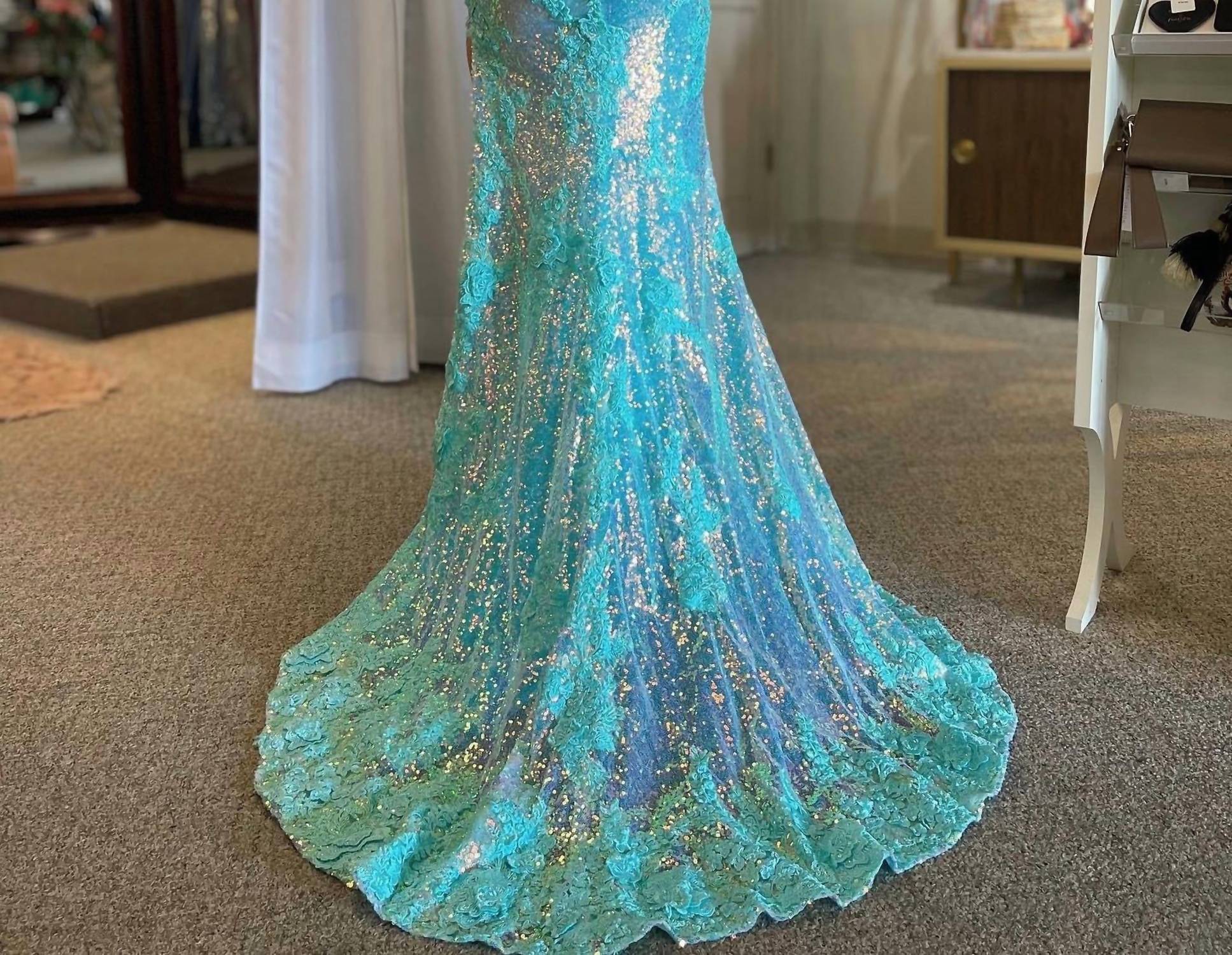 Sherri Hill - Sleeveless Maxi Dress