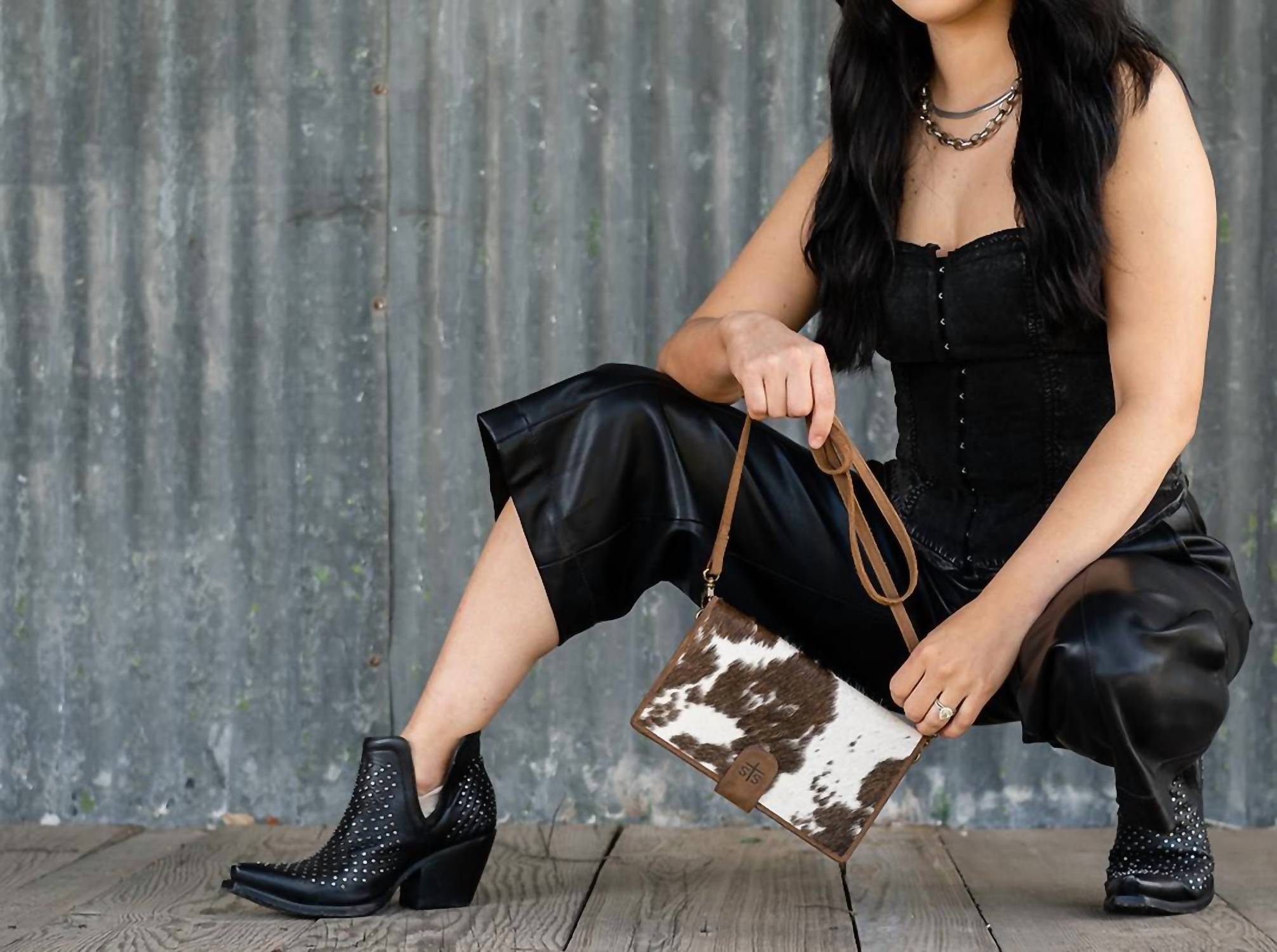 STS Ranchwear Women's Yetzy Organizer in cowhide - women's bag - detail view