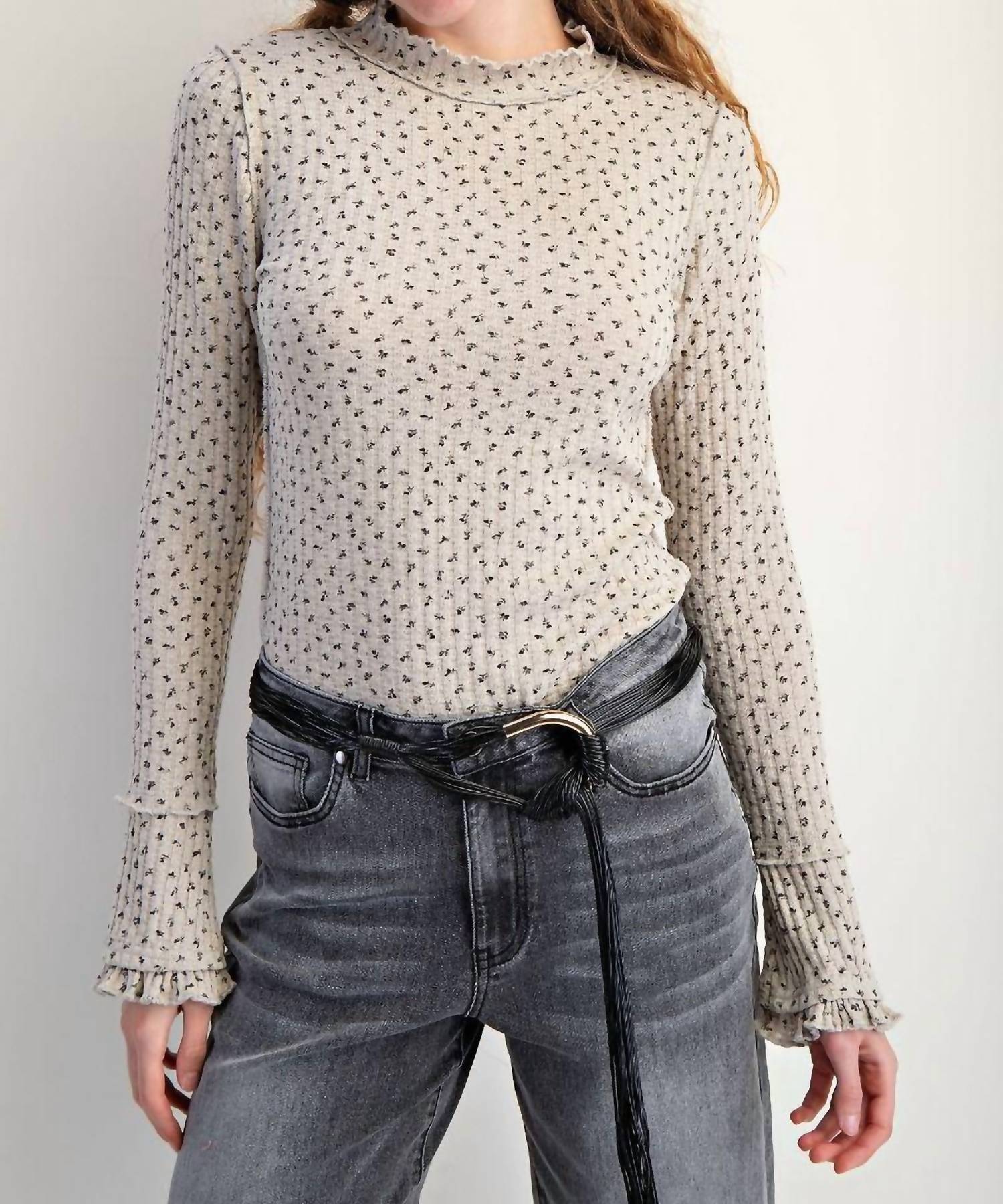 Easel - Floral Printed Thermal Fitted Top