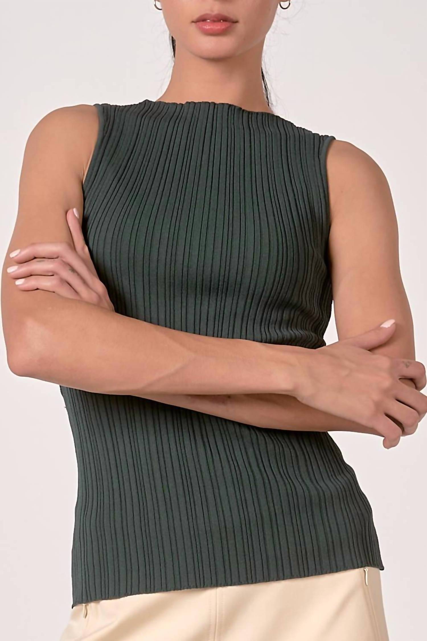 Elan - Sleevless Ribbed Sweater Tank