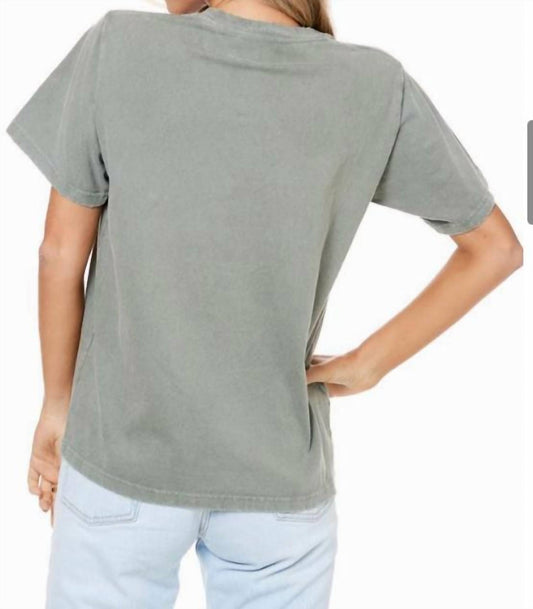 Zutter - Vintage Longhorn Skull Graphic Tshirt