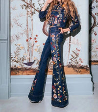 Alice + Olivia - Women's Beautiful Embroidered Jean