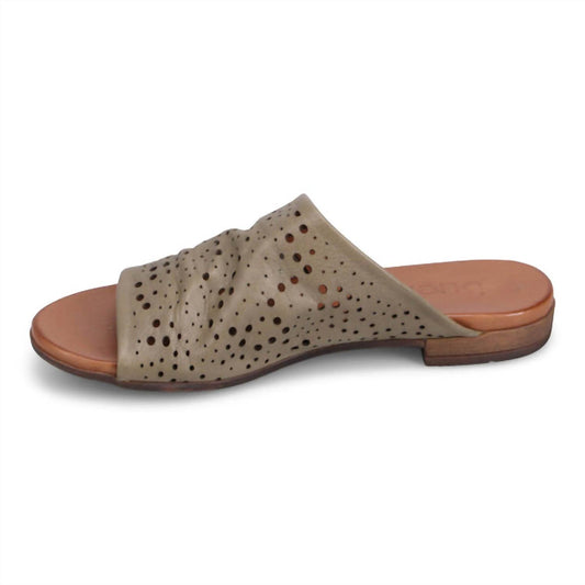 Bueno - Women Turner Perf Sandal