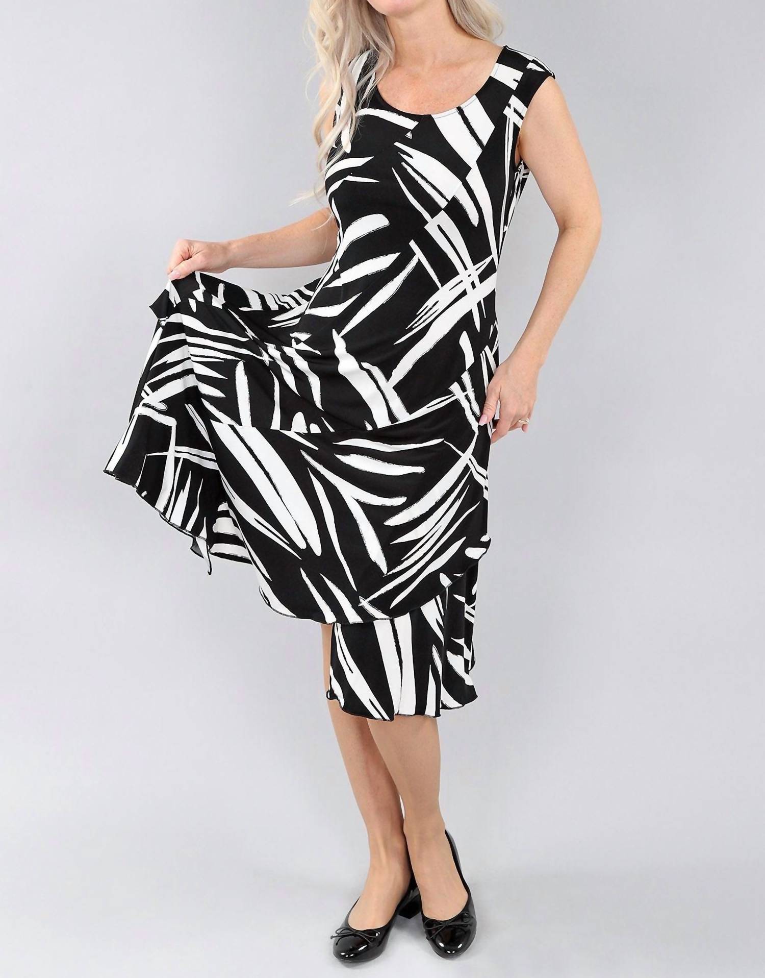 Michael Tyler - Sleeveless Ruffle Maxi Dress