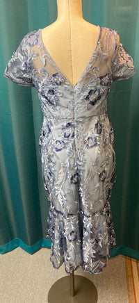 R&M Richards - Women's Floral Embroidered Dress