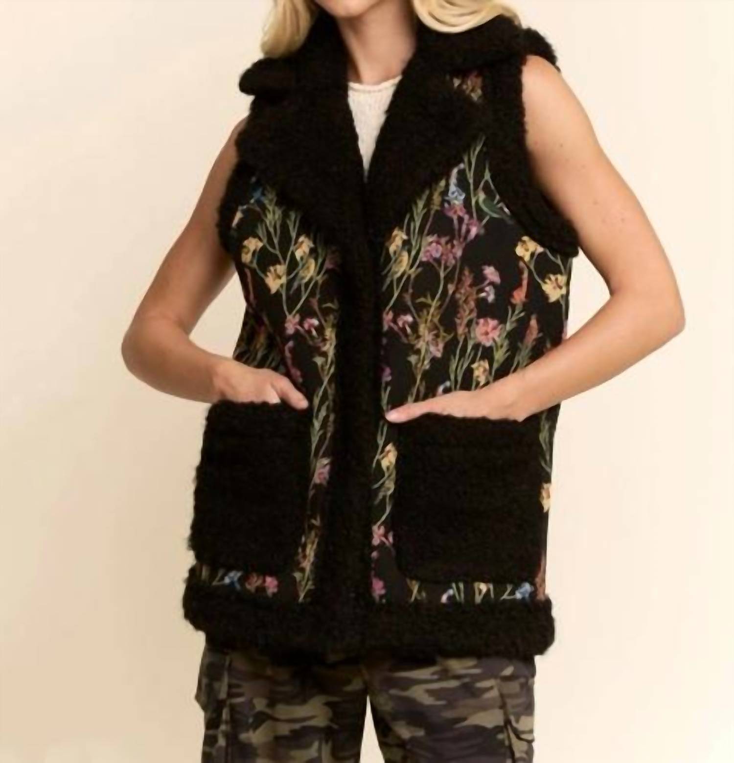 Davi & Dani - Floral Faux Fur Vest
