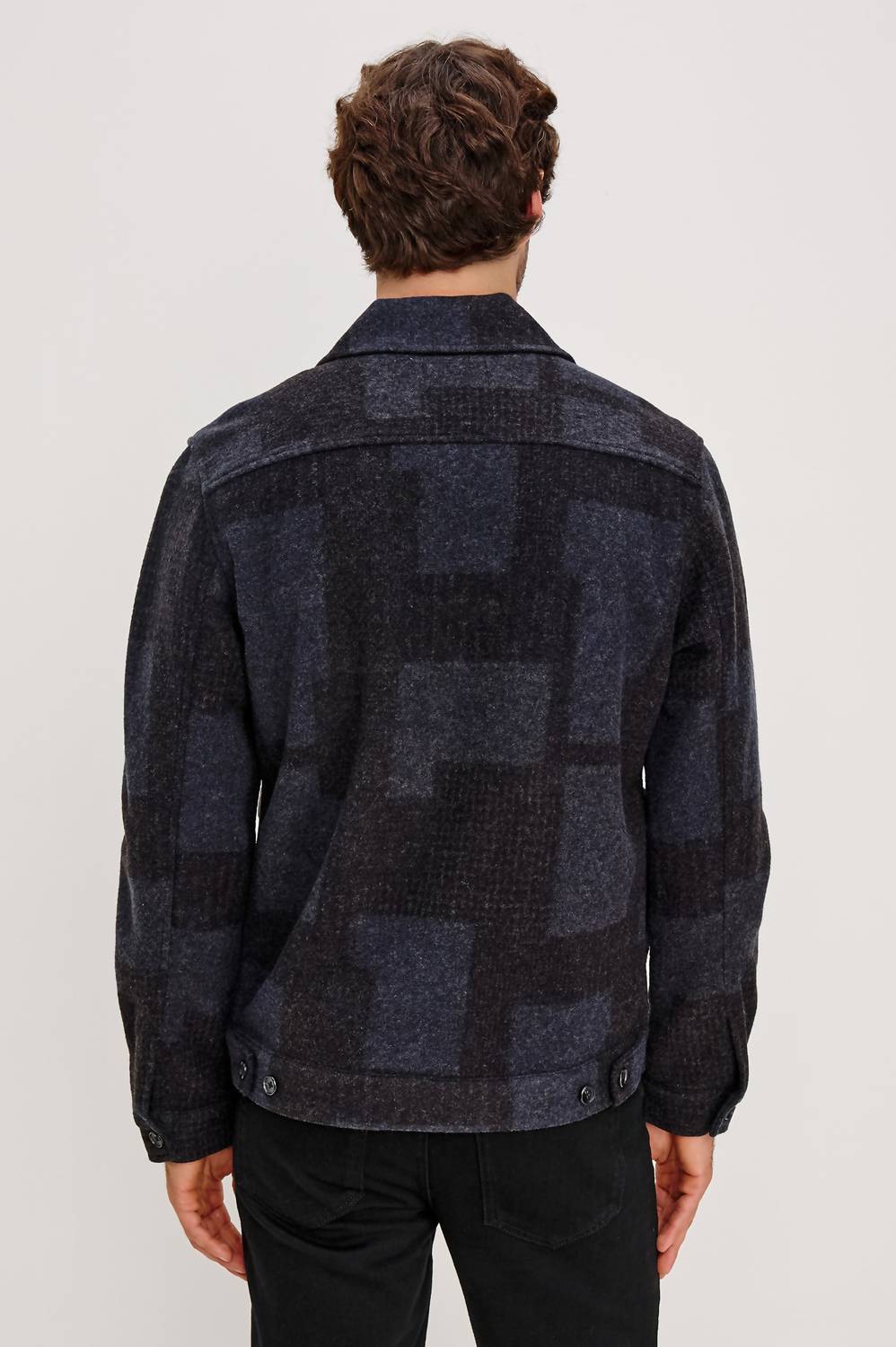 Rails Simon Jacket in black navy block - men's jacket - detail view