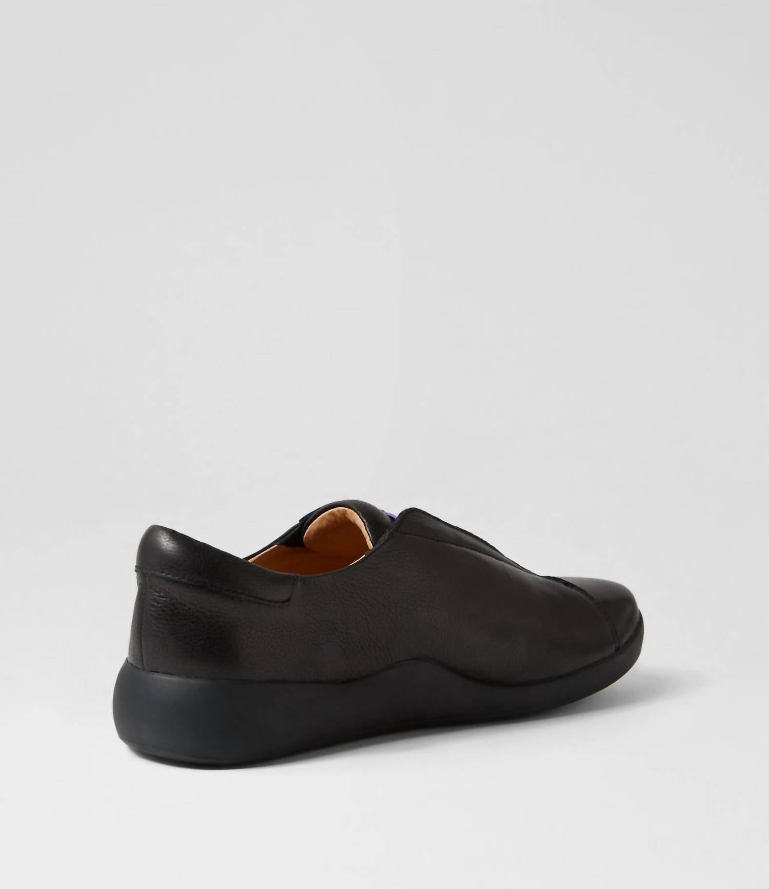 Ziera Women's Yass Shoes in black - women's flats - detail view