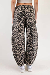 Ee:Some - Leopard Printed Barrel Jean
