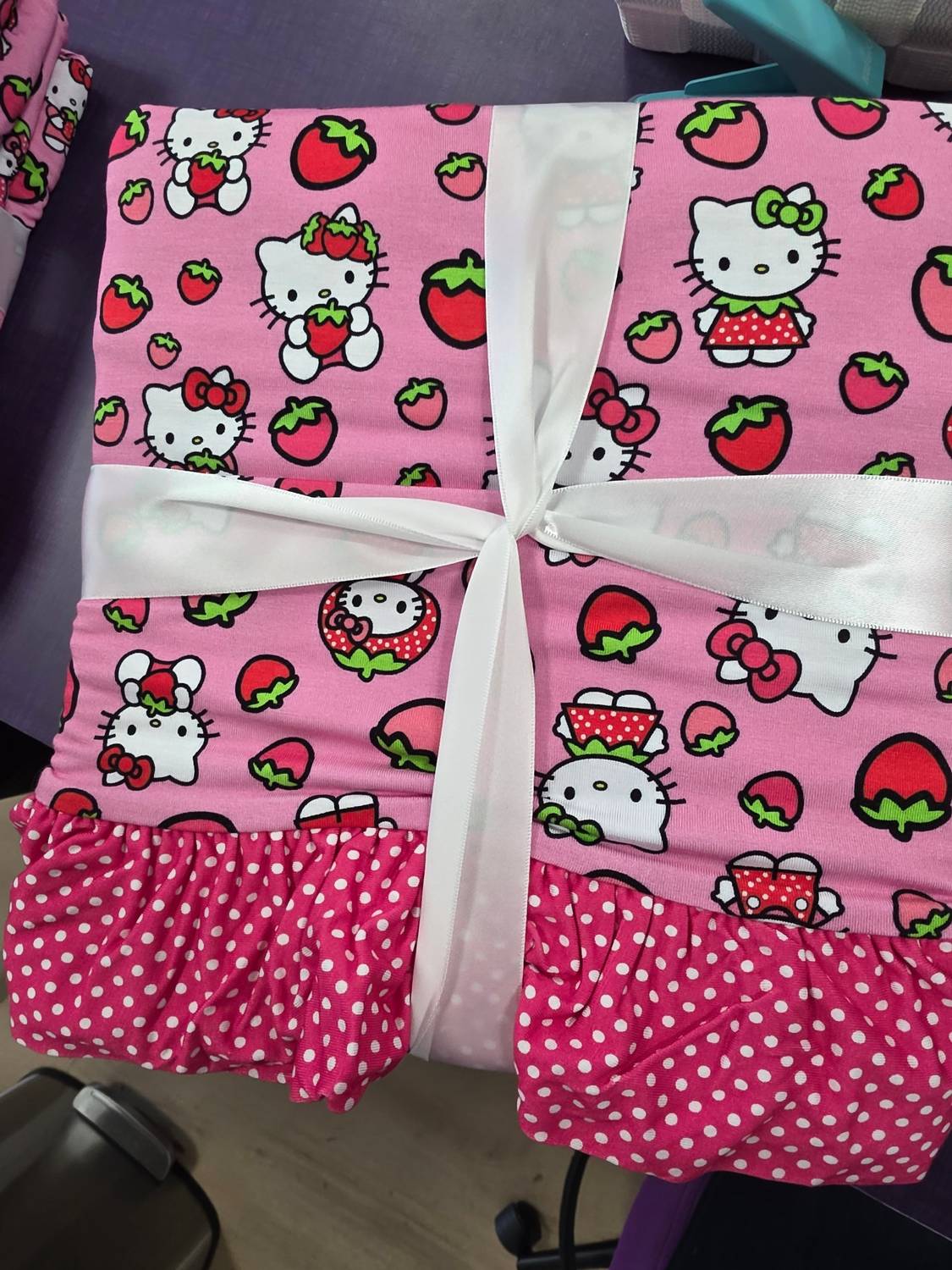 Charlies Project - Girl's Hello Cutie Strawberry Bamboo Ruffle Blanket