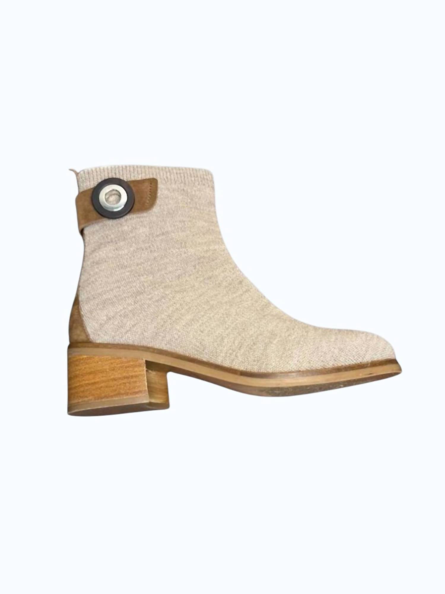 Softwaves - Women's Blake Boots