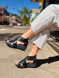 Antelope - Women's Tavi Leather Wedge Sandals
