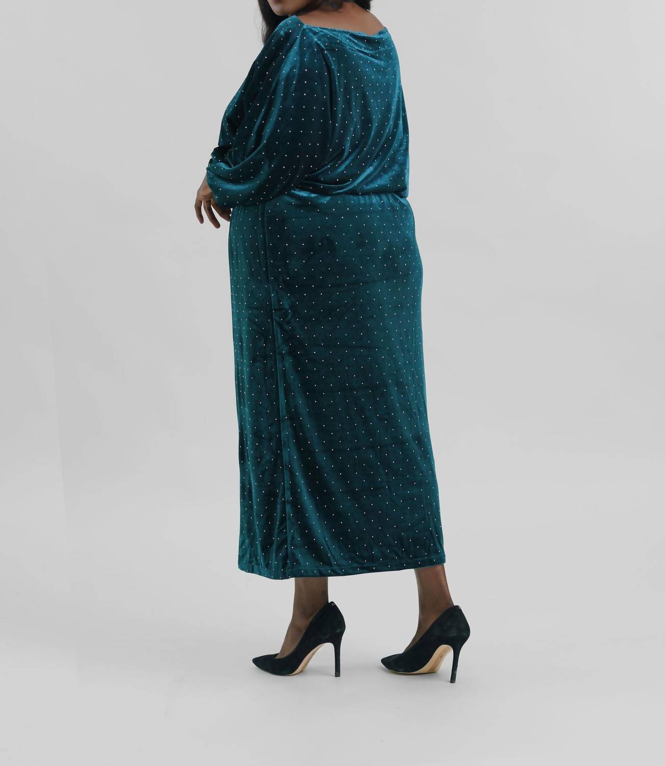 Never Fully Dressed - Velvet Tilly Midi Dress