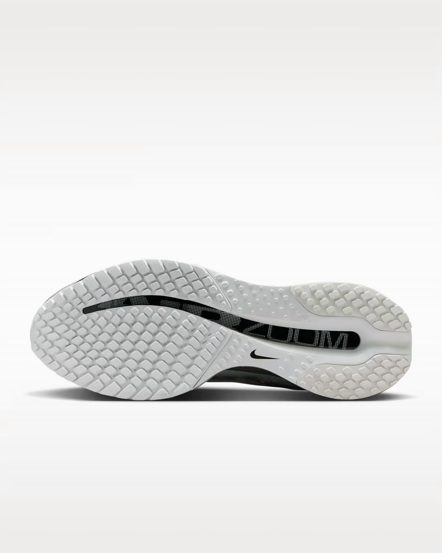 Nike - Men's Pegasus Premium Running Shoes