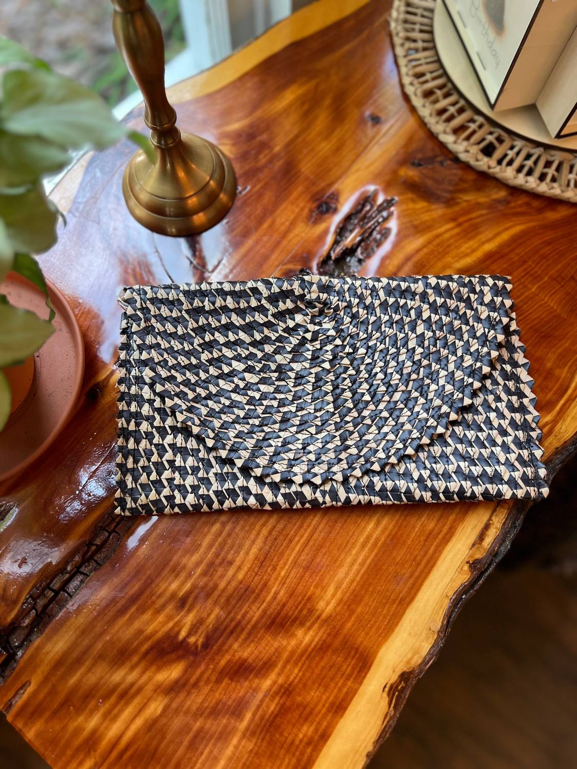 Village Thrive - Women's Rattan Clutch