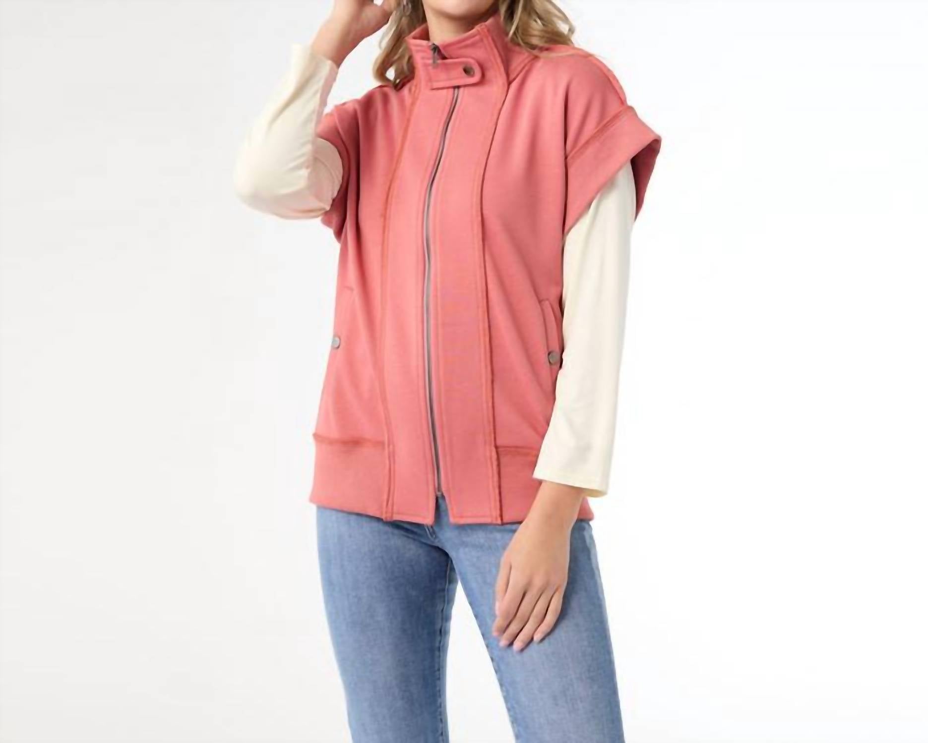 Coco + Carmen - Kaitlyn Zipper Front Vest