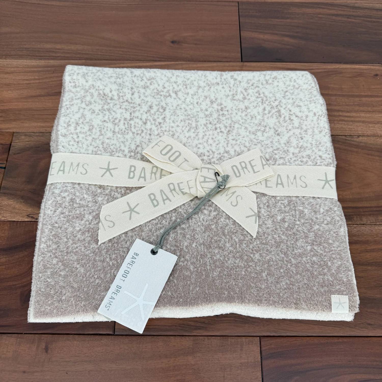 Barefoot Dreams - Cozy Chic Lite Confetti Scarf