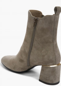 Vaneli - Women's Ilias Block Heel Bootie